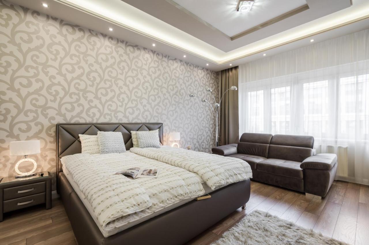 Bpr Ethereal Panoramic Suite With A/C & Balcony Budapest Exterior foto