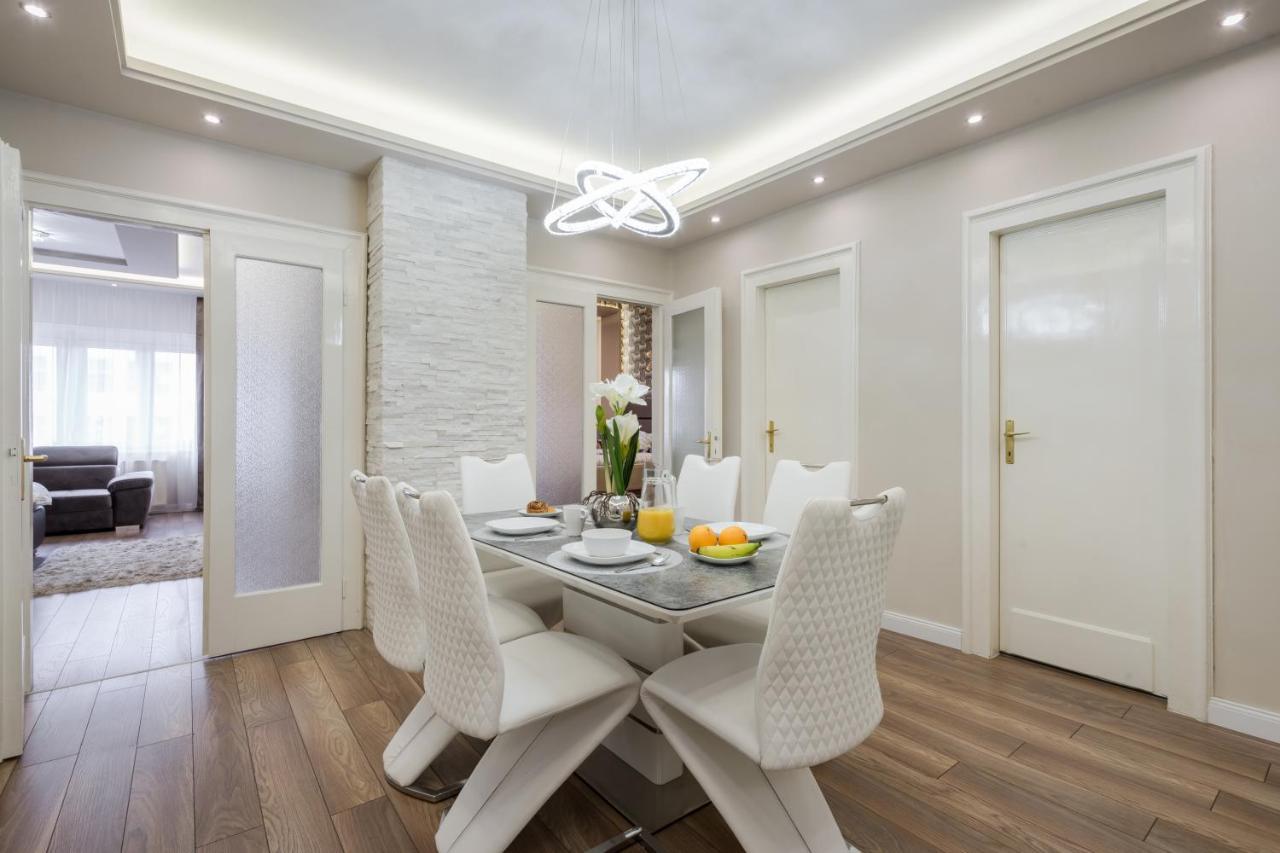 Bpr Ethereal Panoramic Suite With A/C & Balcony Budapest Exterior foto