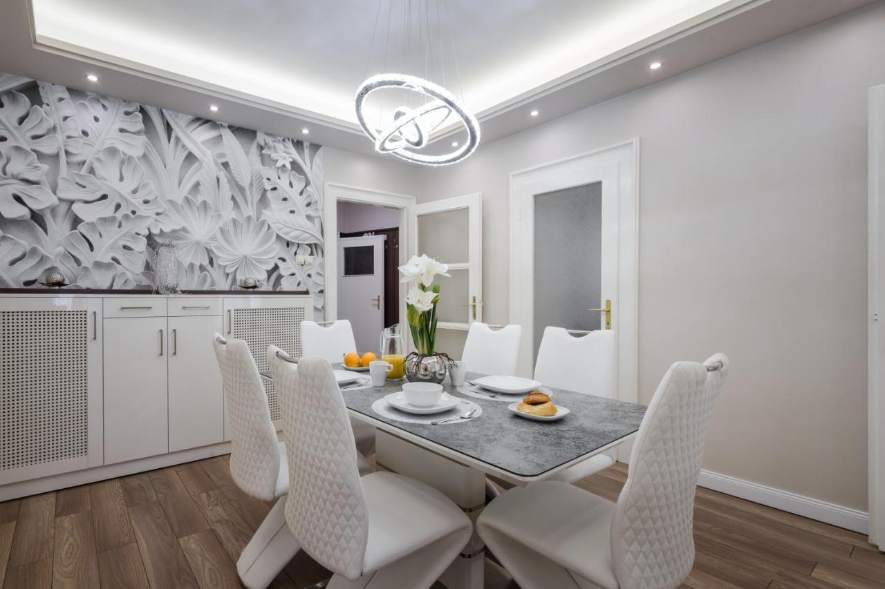 Bpr Ethereal Panoramic Suite With A/C & Balcony Budapest Exterior foto