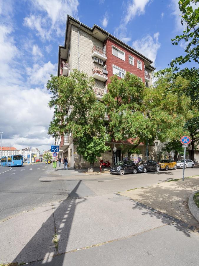 Bpr Ethereal Panoramic Suite With A/C & Balcony Budapest Exterior foto